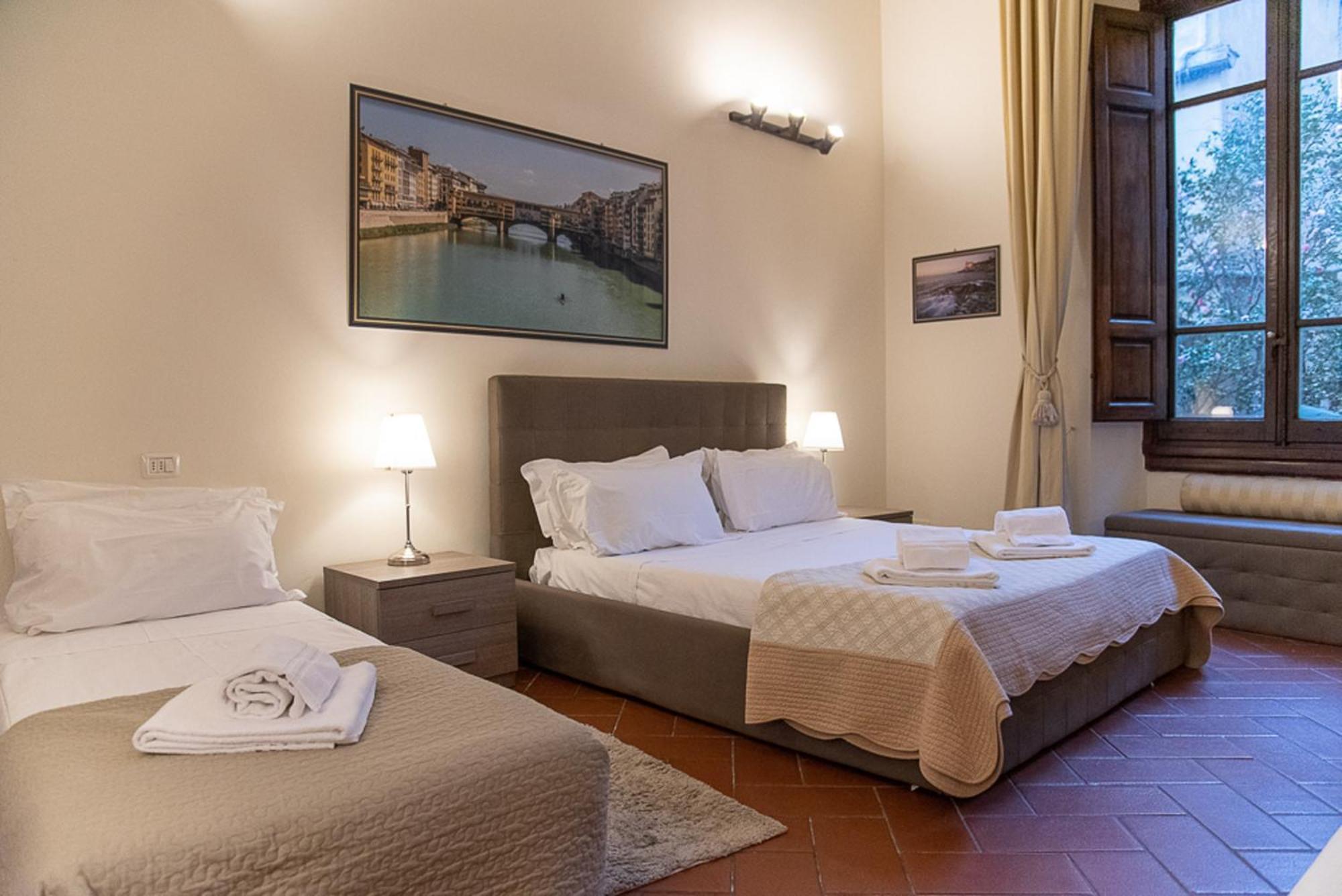 Coco Places Soggiorno Panerai, Centro Storico Florence Room photo