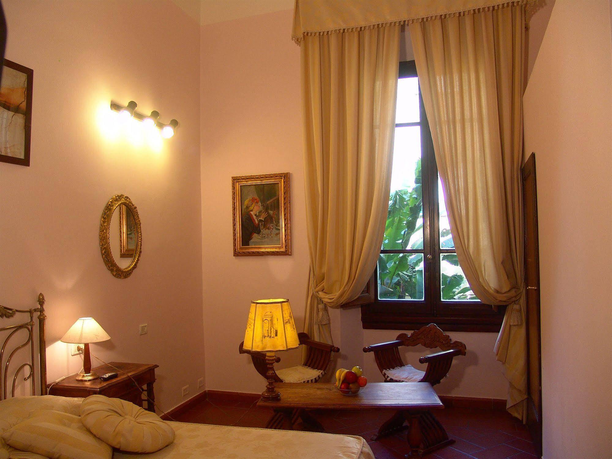 Coco Places Soggiorno Panerai, Centro Storico Florence Exterior photo